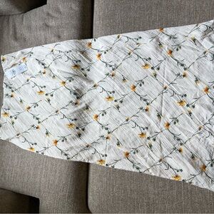 Abercrombie & Fitch White and Yellow Floral Skirt